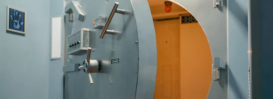 Vault and Safe locksmith services in Kendale Lakes, FL